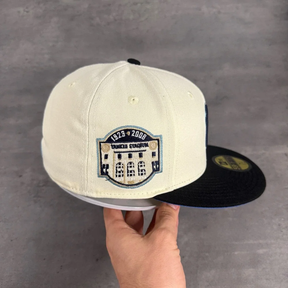 New Era New York Yankees Hat 7 1/4 Cream‎ Sky Blue Navy 2 Tone FAM Old Stadium